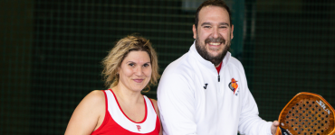 Dos jugadores del circuito de pádel Estrella Damm